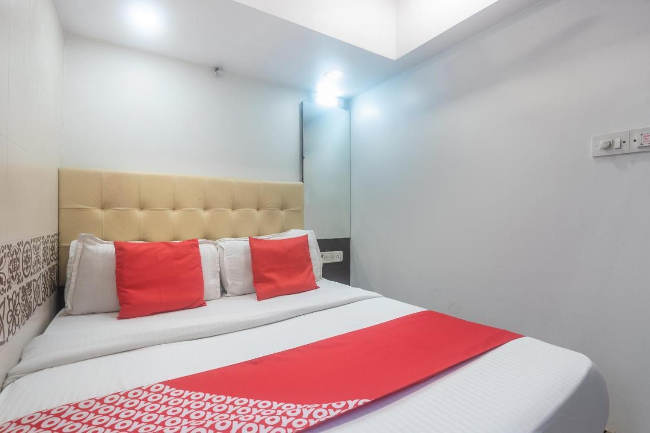 Oyo 49867 Hotel Kalpana Residency Mumbai Exterior foto
