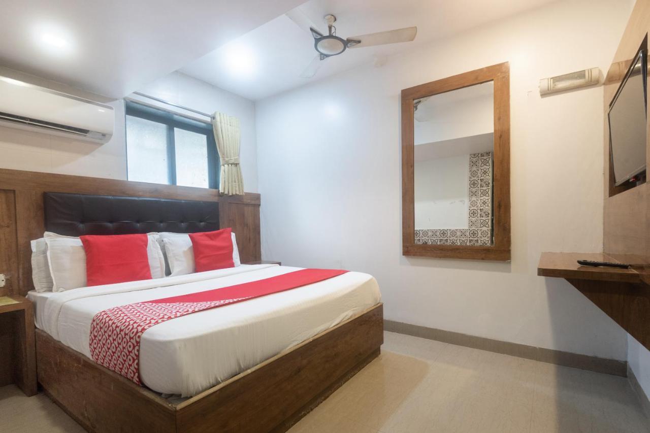 Oyo 49867 Hotel Kalpana Residency Mumbai Exterior foto