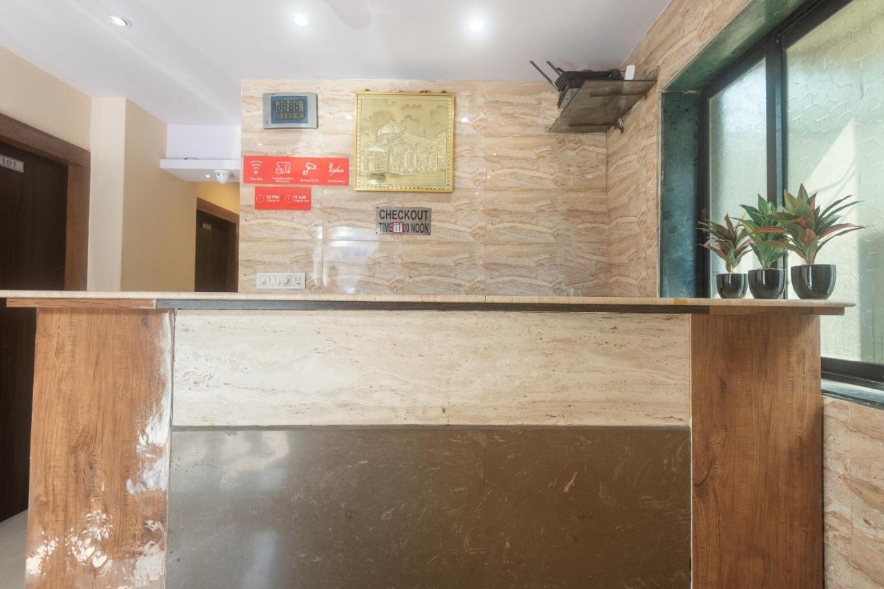 Oyo 49867 Hotel Kalpana Residency Mumbai Exterior foto